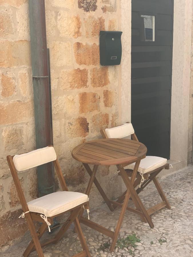 Superior 1 Bedroom Apartment Gabriela Next To Buza Beach Dubrovnik Exteriör bild